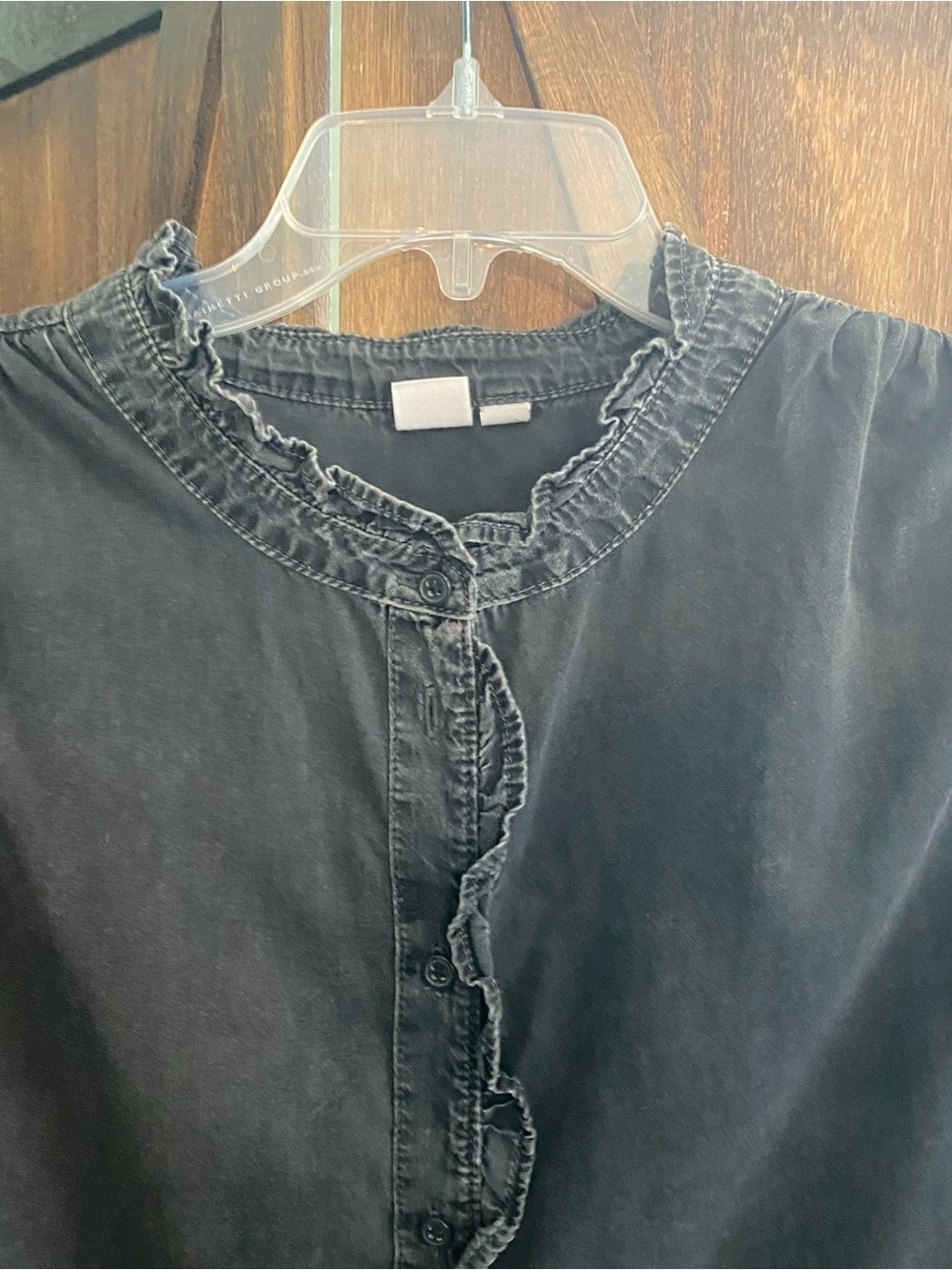 GAP Black Ruffle-Trim Button Front Blouse - Picture 2 of 10